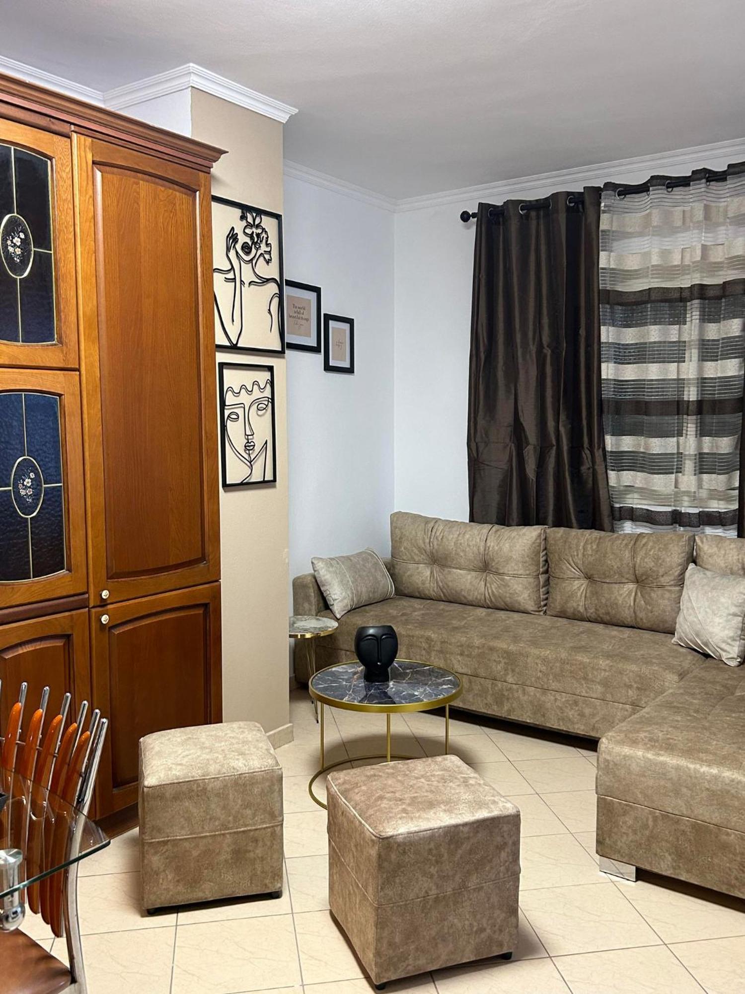 Apartamento Chrigrey & *